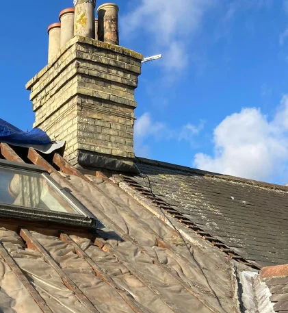roof repairs image